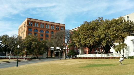 The Sixth Floor Museum at Dealey Plaza